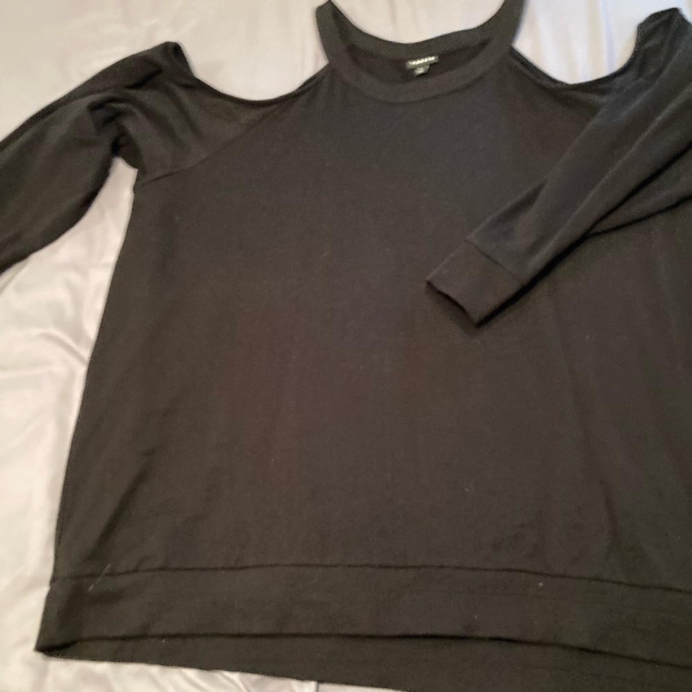 Torrid black cold shoulder halter neck tunic